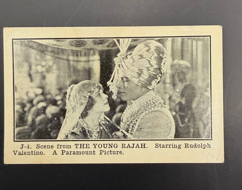 SUPER RARE Canadian 1924 Rudolph Valentino Telfer Biscuit Card The Young Rajah
